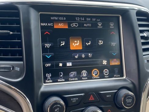 Used 2017 Jeep Grand Cherokee Limited w/ Luxury Group II image 18