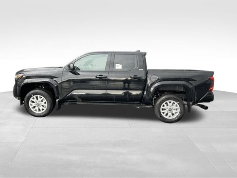 New 2026 Toyota Tacoma SR5 AWD/4WD image 2