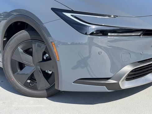 New 2026 Toyota Prius Plug-In Hybrid image 10