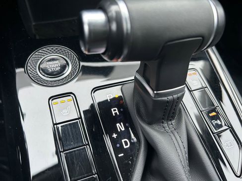 Used 2023 Kia Niro EX image 36