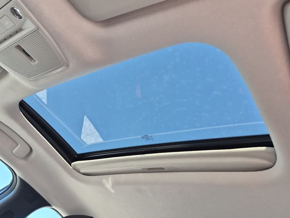 New 2027 Nissan Sentra SR w/ SR Premium Package FWD image 12