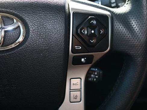 Used 2022 Toyota 4Runner Limited image 17