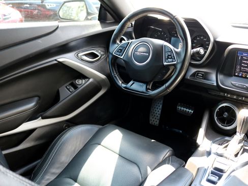 Used 2021 Chevrolet Camaro LT w/ RS Package image 36