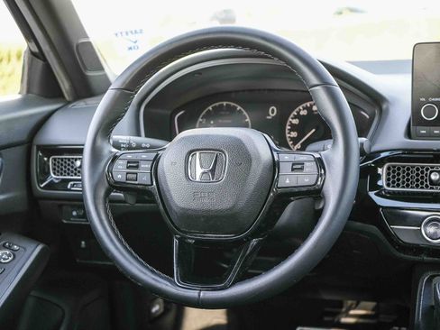 Used 2025 Honda Civic Sport image 18