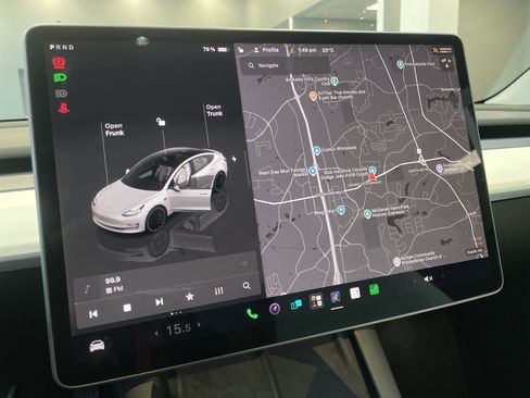 Used 2022 Tesla Model 3 Long Range AWD/4WD image 26