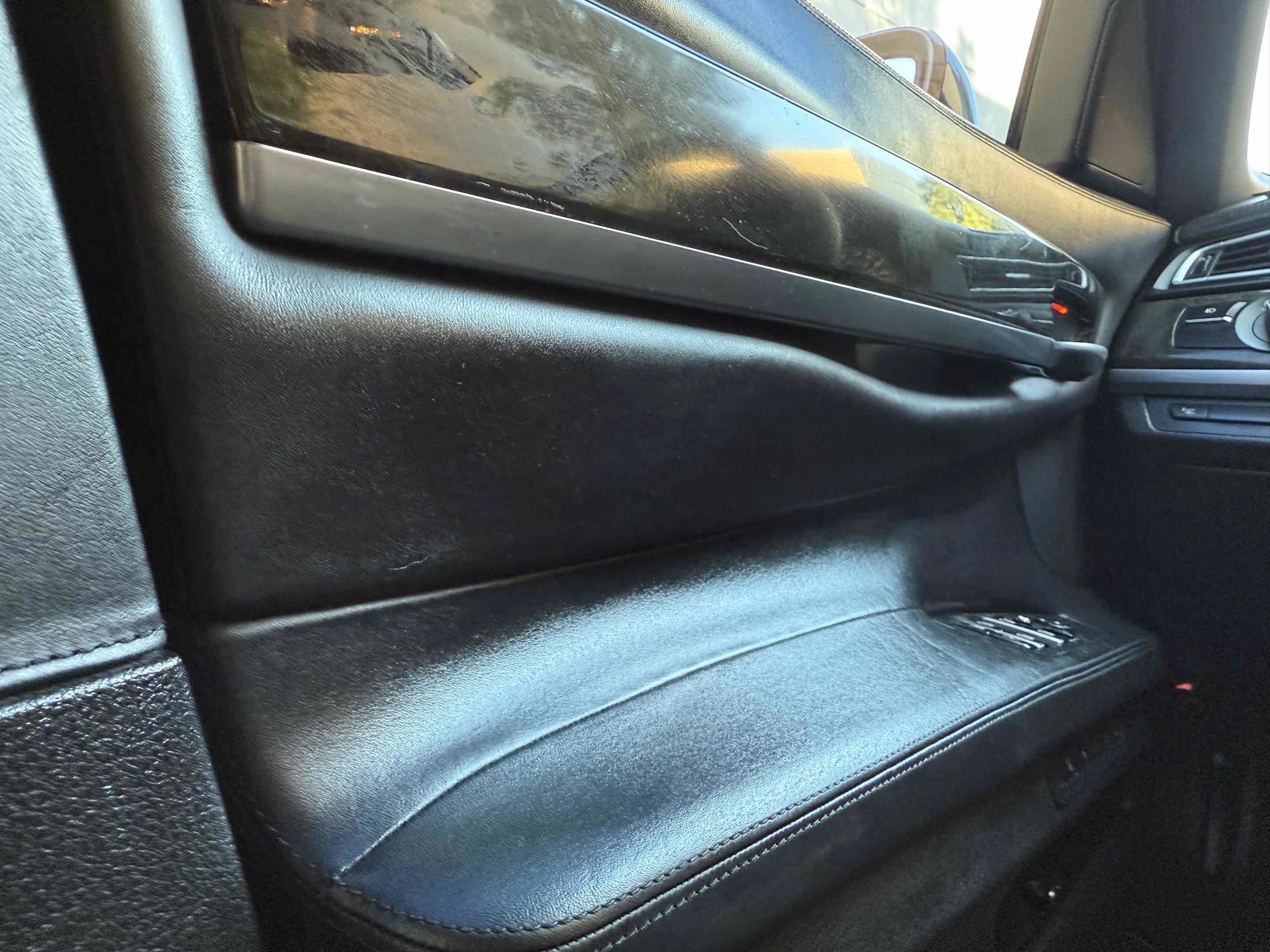 Used 2012 BMW ALPINA B7 RWD image 40