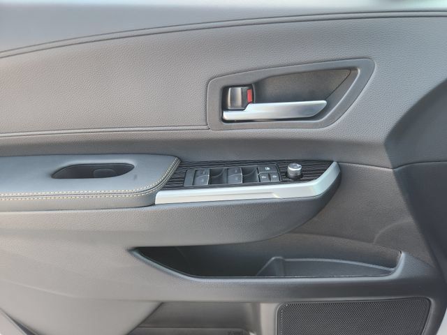 New 2026 Toyota Sienna XLE Woodland Edition AWD/4WD image 21