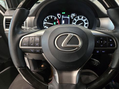 Used 2023 Lexus GX 460 Premium w/ Premium Plus Package image 32