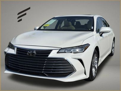 Used 2022 Toyota Avalon XLE w/ Moonroof Package
