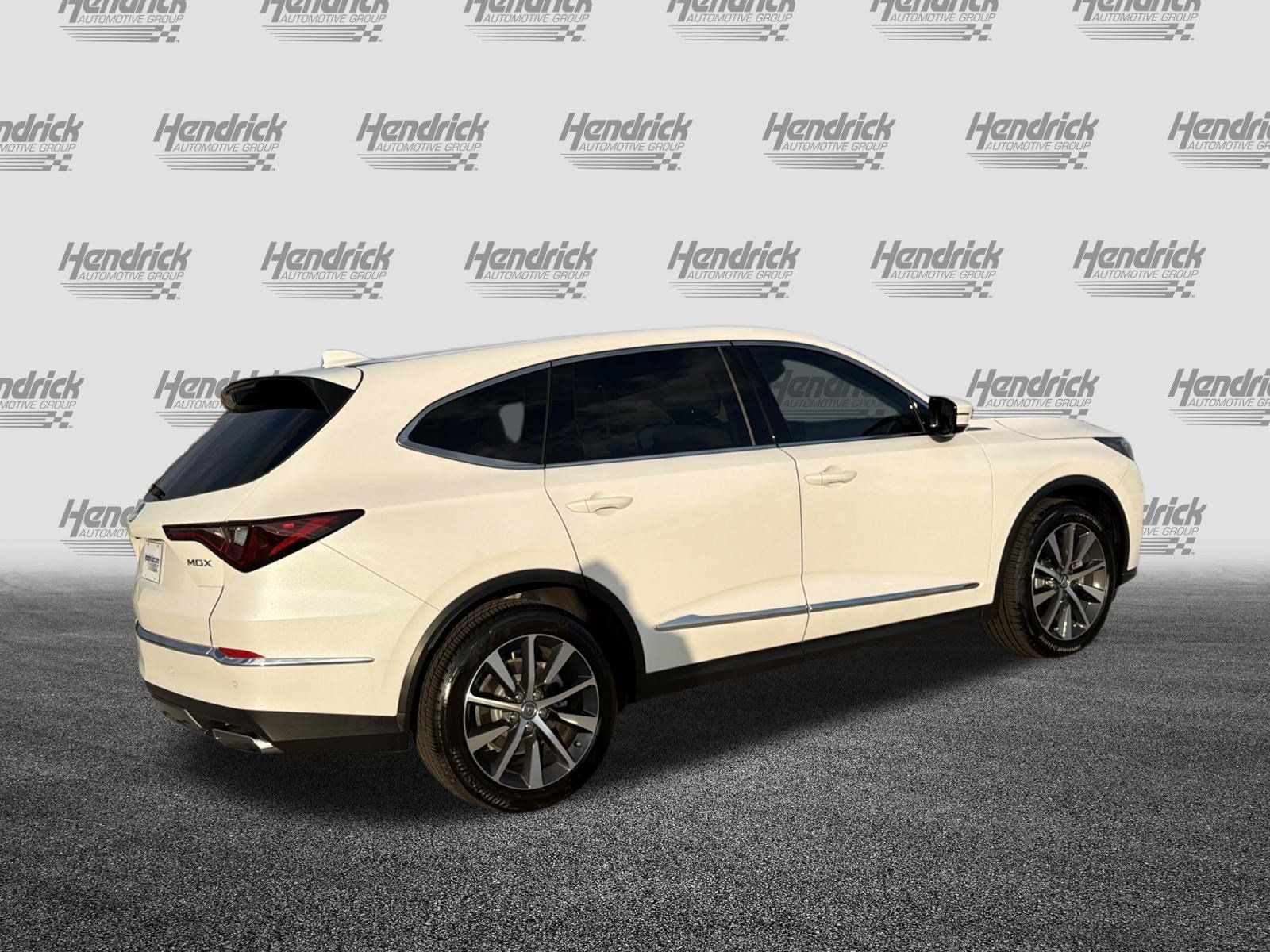 Certified 2026 Acura MDX w/ Technology Package FWD image 10