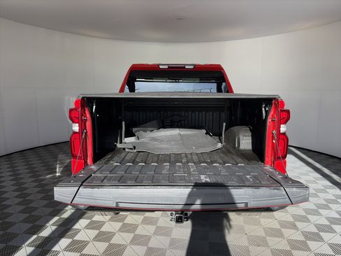 Used 2024 Chevrolet Silverado 1500 LT Trail Boss w/ Protection Package AWD/4WD image 13