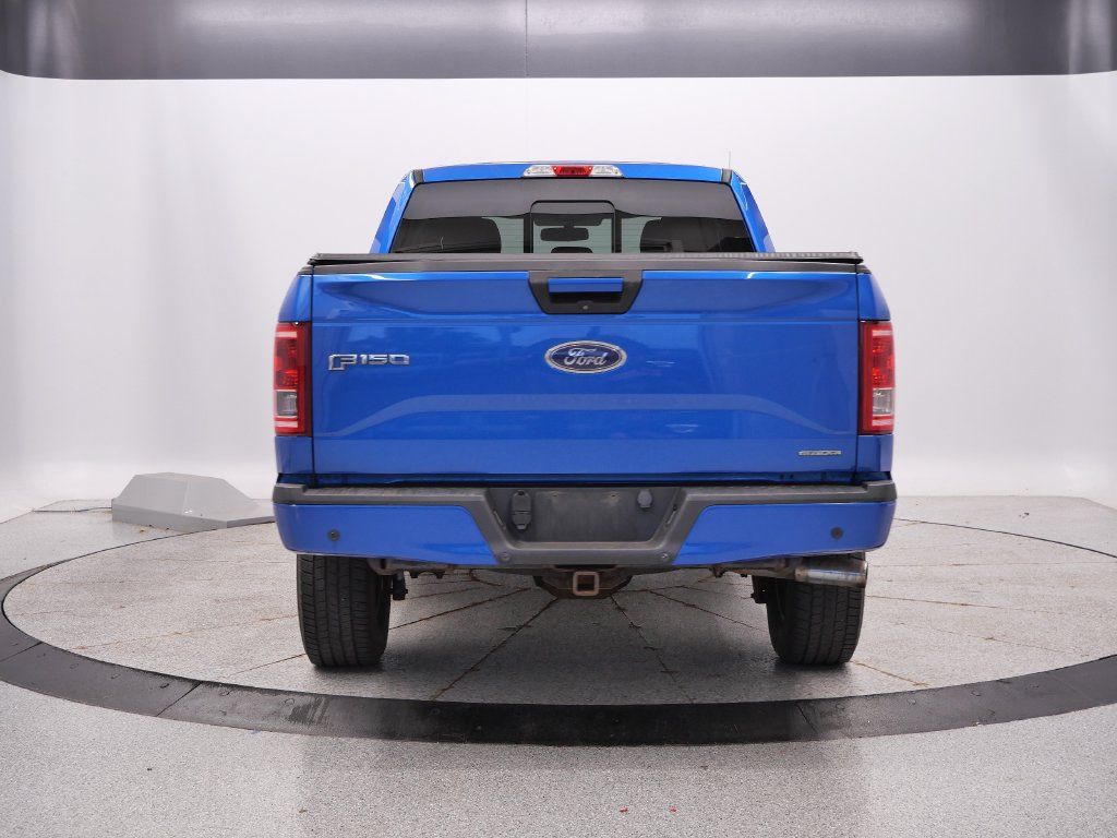 Used 2015 Ford F150 XLT w/ Equipment Group 302A Luxury AWD/4WD image 4