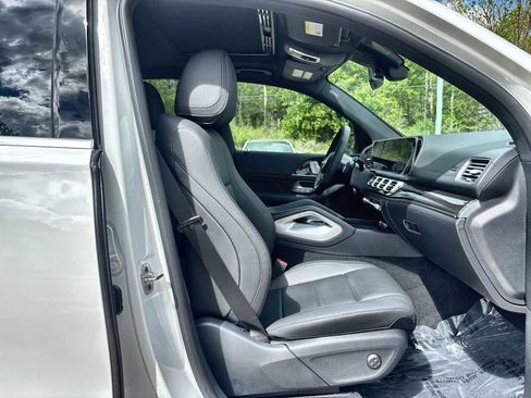 Used 2025 Mercedes-Benz GLE 350 4MATIC image 9
