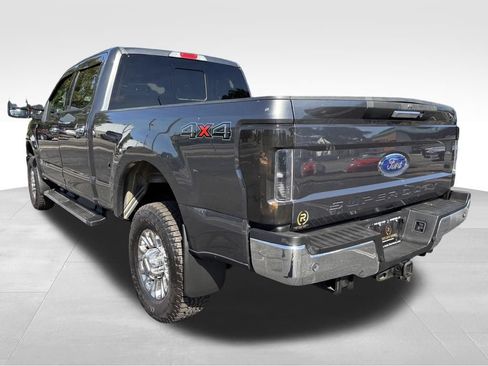 Used 2017 Ford F350 Lariat w/ Chrome Package AWD/4WD image 3
