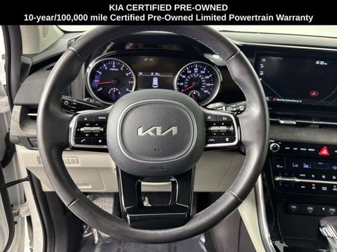 Certified 2024 Kia Carnival EX image 10