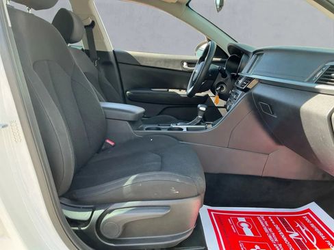 Used 2019 Kia Optima LX image 21
