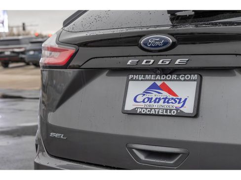 Used 2022 Ford Edge SEL w/ Convenience Package image 29