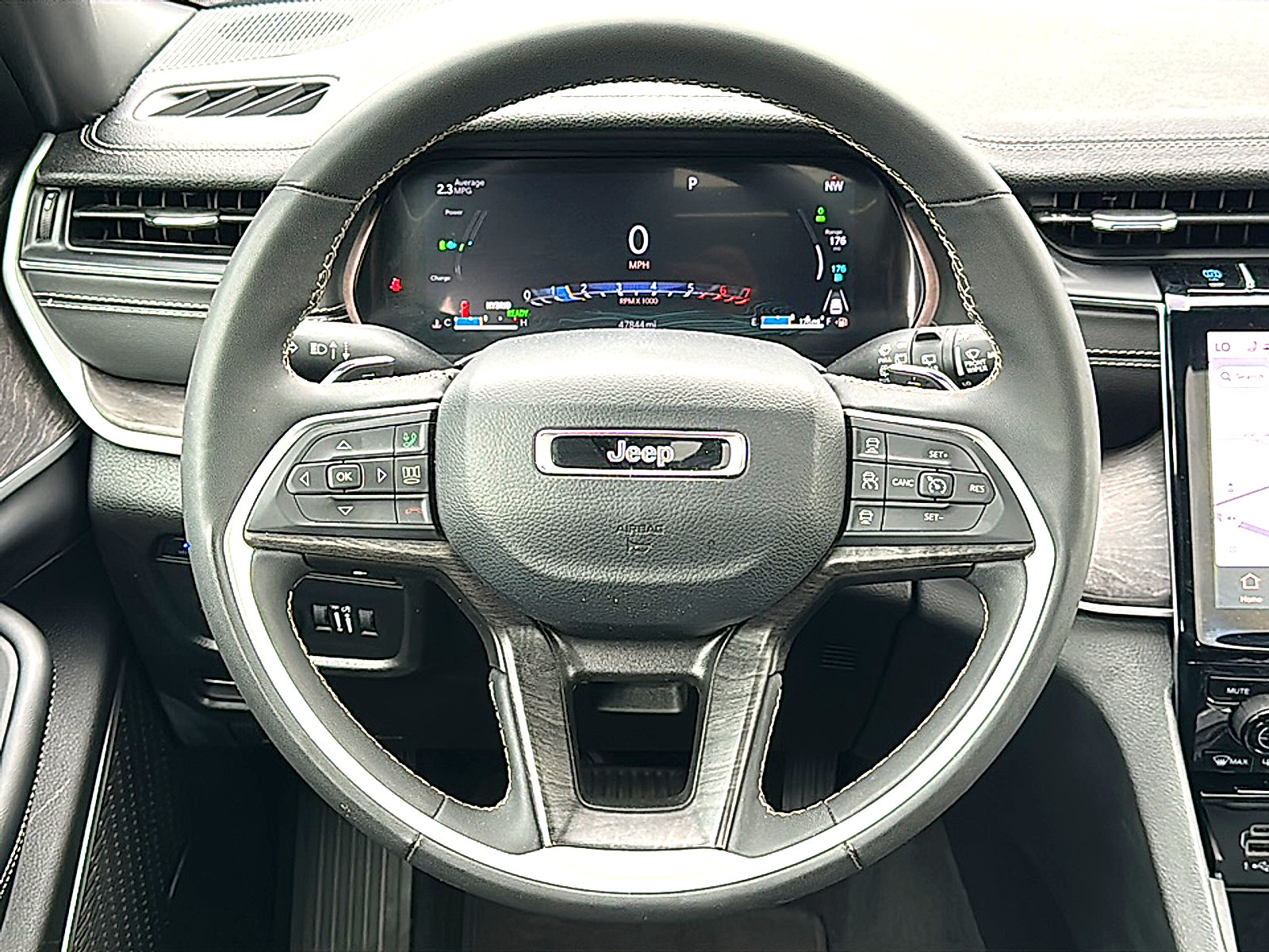 Used 2024 Jeep Grand Cherokee Limited 4xe AWD/4WD image 22