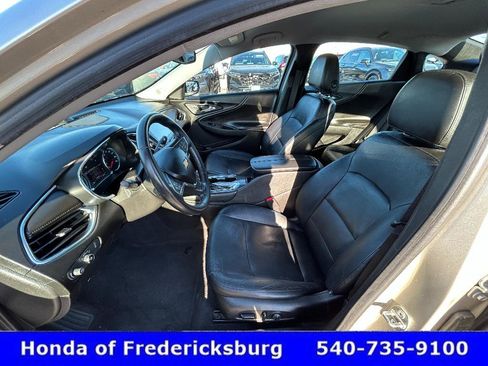 Used 2016 Chevrolet Malibu LT w/ Leather Package image 15