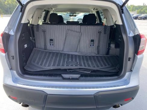 Used 2022 Subaru Ascent Premium w/ Convenience Package AWD/4WD image 9