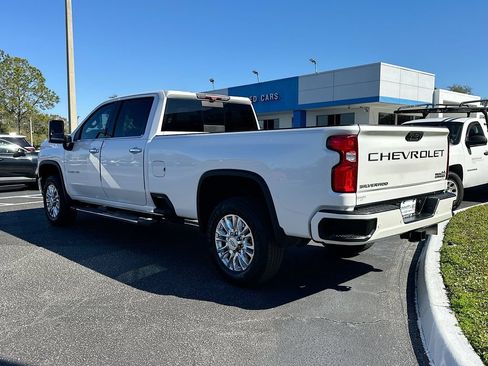 Used 2020 Chevrolet Silverado 2500 High Country w/ Z71 Off-Road Package AWD/4WD image 7