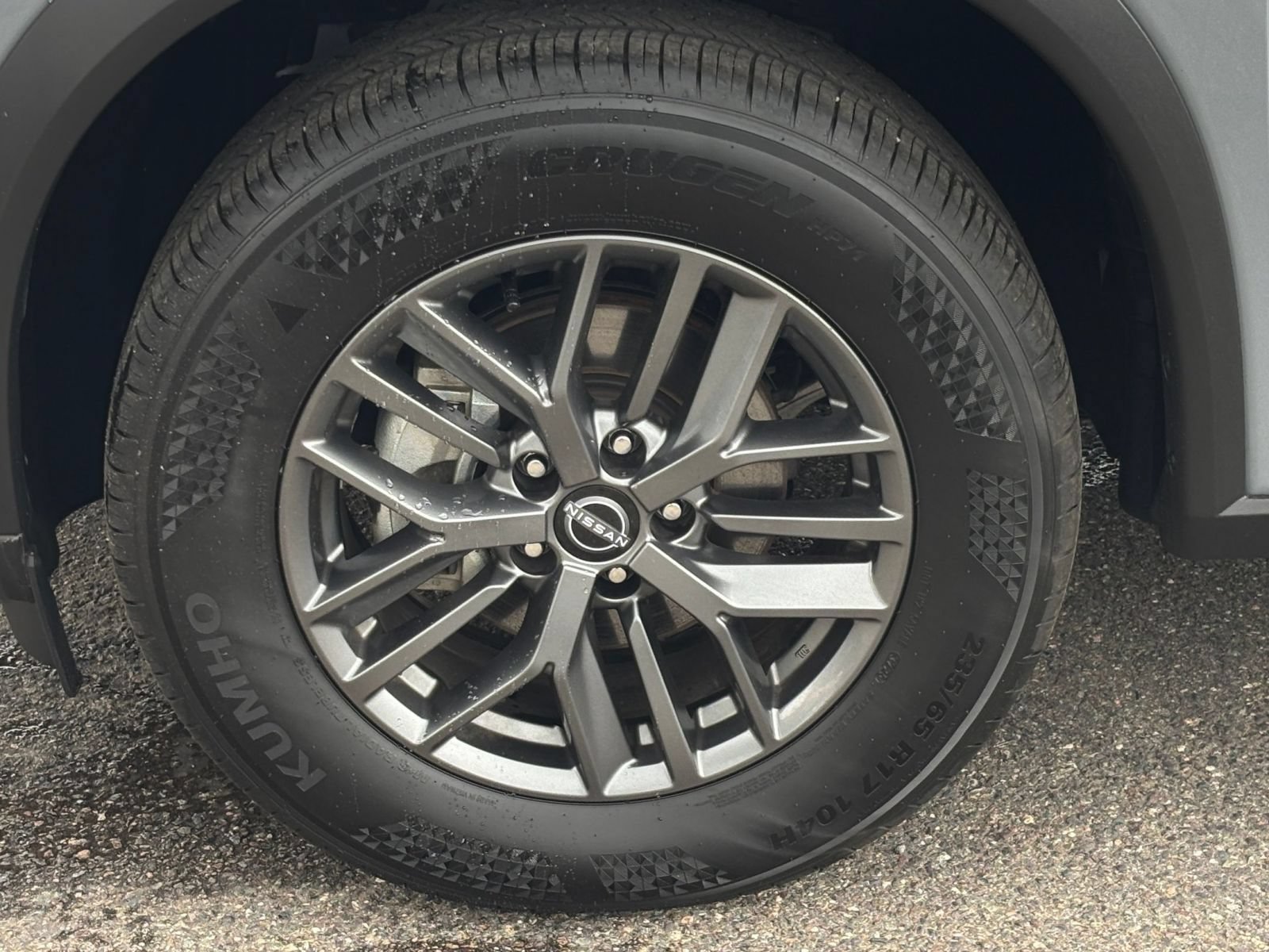 Used 2026 Nissan Rogue SV FWD image 29