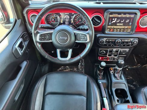 Used 2021 Jeep Wrangler Unlimited Rubicon AWD/4WD image 16
