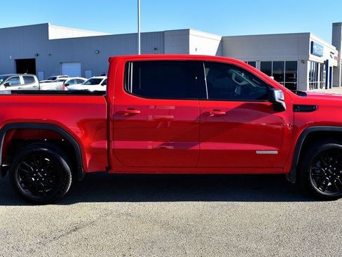 Used 2024 GMC Sierra 1500 Elevation image 2