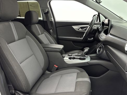 Used 2023 Chevrolet Blazer LT image 36