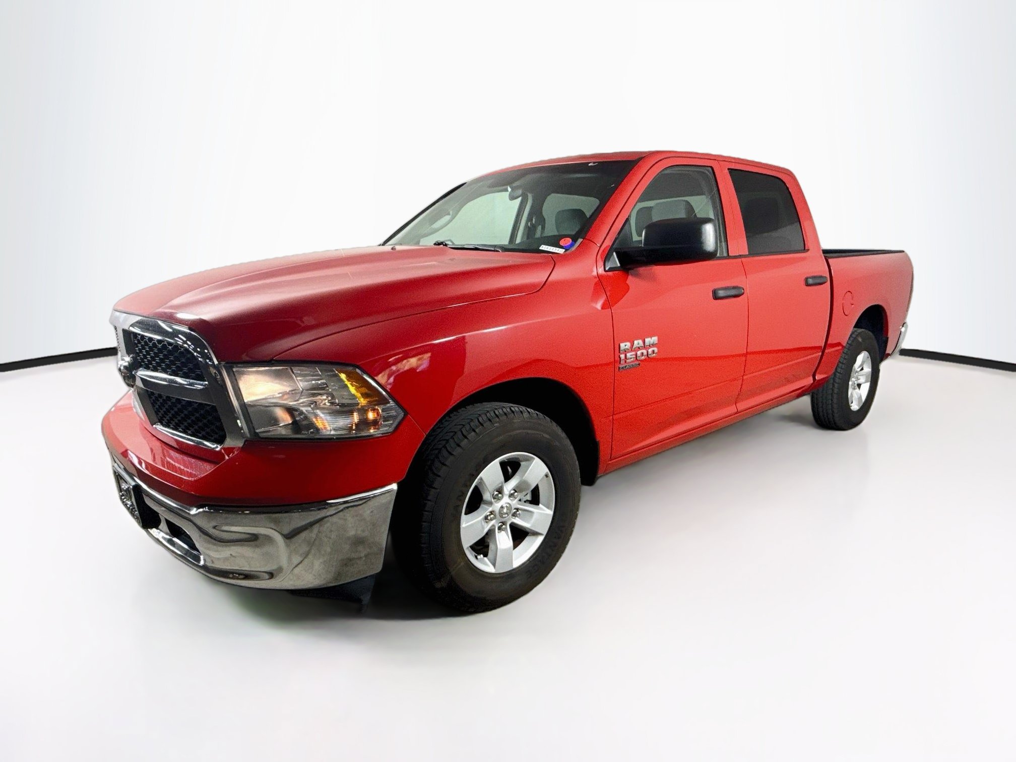 Used 2022 RAM 1500 Classic SLT RWD image 4