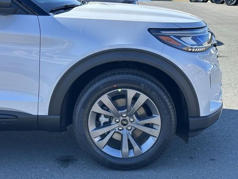 New 2026 Ford Explorer Active w/ Active Comfort Package image 43