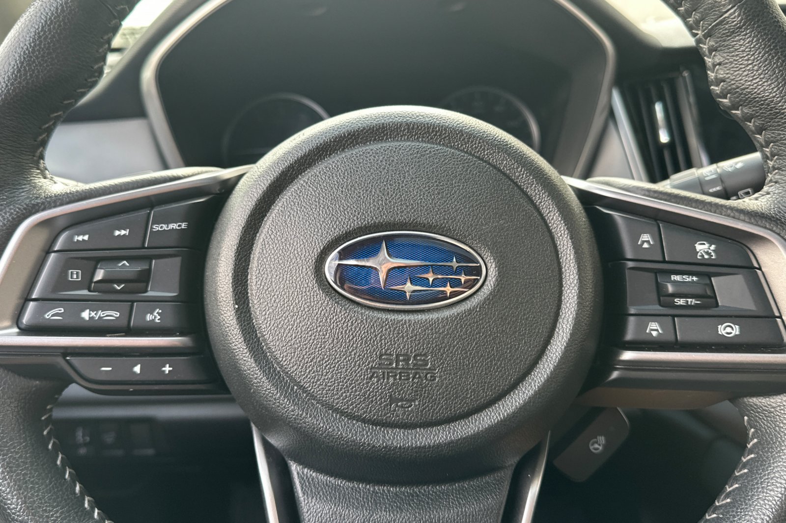 Used 2023 Subaru Outback Limited AWD/4WD image 22