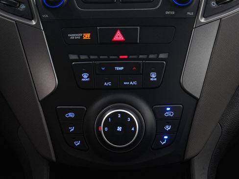 Used 2015 Hyundai Santa Fe Sport w/ Option Group 02 image 18