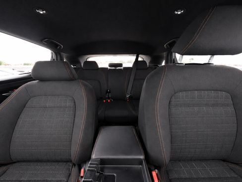 Used 2025 Honda HR-V Sport image 16
