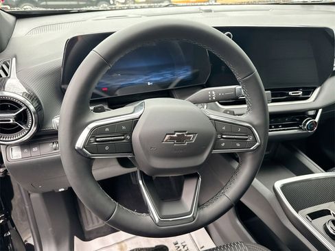 New 2026 Chevrolet Equinox LT w/ Midnight Edition image 16