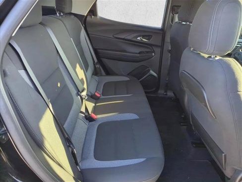 Used 2024 Chevrolet TrailBlazer LT w/ Driver Confidence Package FWD image 22
