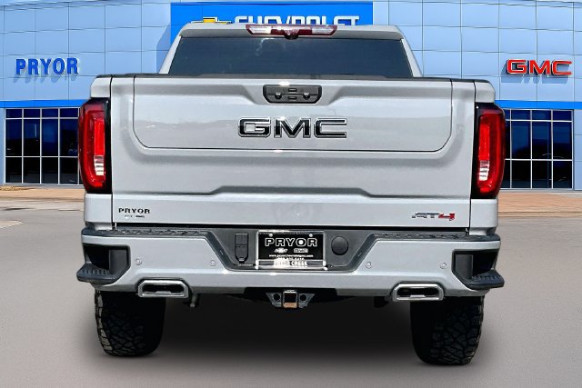 Used 2024 GMC Sierra 1500 AT4 w/ Technology Package AWD/4WD image 6