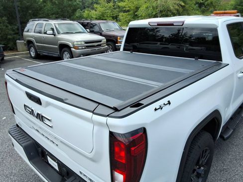 Certified 2024 GMC Sierra 1500 Elevation AWD/4WD image 17