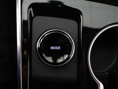 Used 2026 Chevrolet Equinox LT FWD image 52