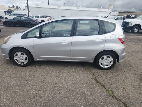 Used 2013 Honda Fit image 10