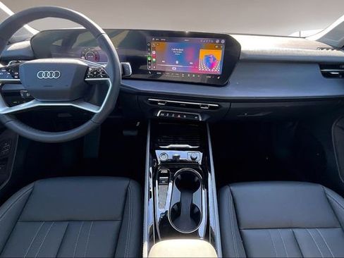 New 2026 Audi Q3 quattro 2.0T AWD/4WD image 5