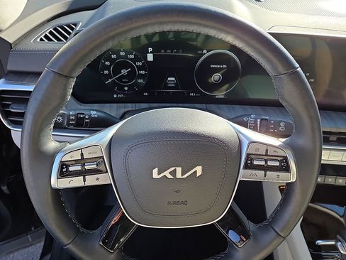 Certified 2024 Kia Telluride SX Prestige image 20