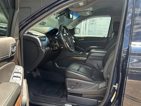 Used 2019 Chevrolet Tahoe LT AWD/4WD image 12