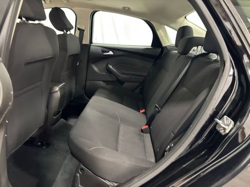 Used 2016 Ford Focus SE w/ Interior Protection Package image 13
