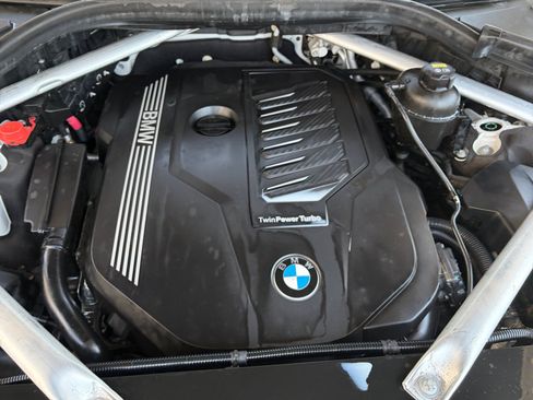 Used 2019 BMW X7 xDrive40i w/ Cold Weather Package AWD/4WD image 31