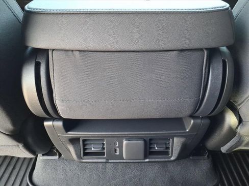 Used 2025 Chevrolet Silverado 2500 LT w/ Safety Package image 21