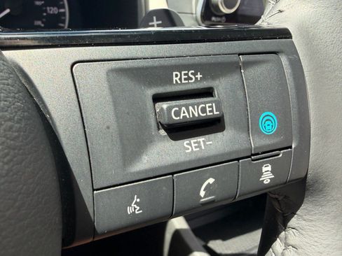 Certified 2023 Nissan Rogue SV w/ SV Premium B Package FWD image 29