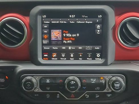 Used 2020 Jeep Wrangler Unlimited Rubicon AWD/4WD image 16