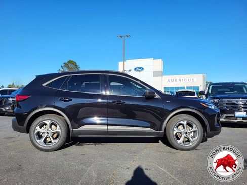 New 2026 Ford Escape ST-Line w/ Tech Pack #1 FWD image 4