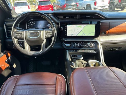 Used 2024 GMC Sierra 1500 Denali Ultimate AWD/4WD image 15